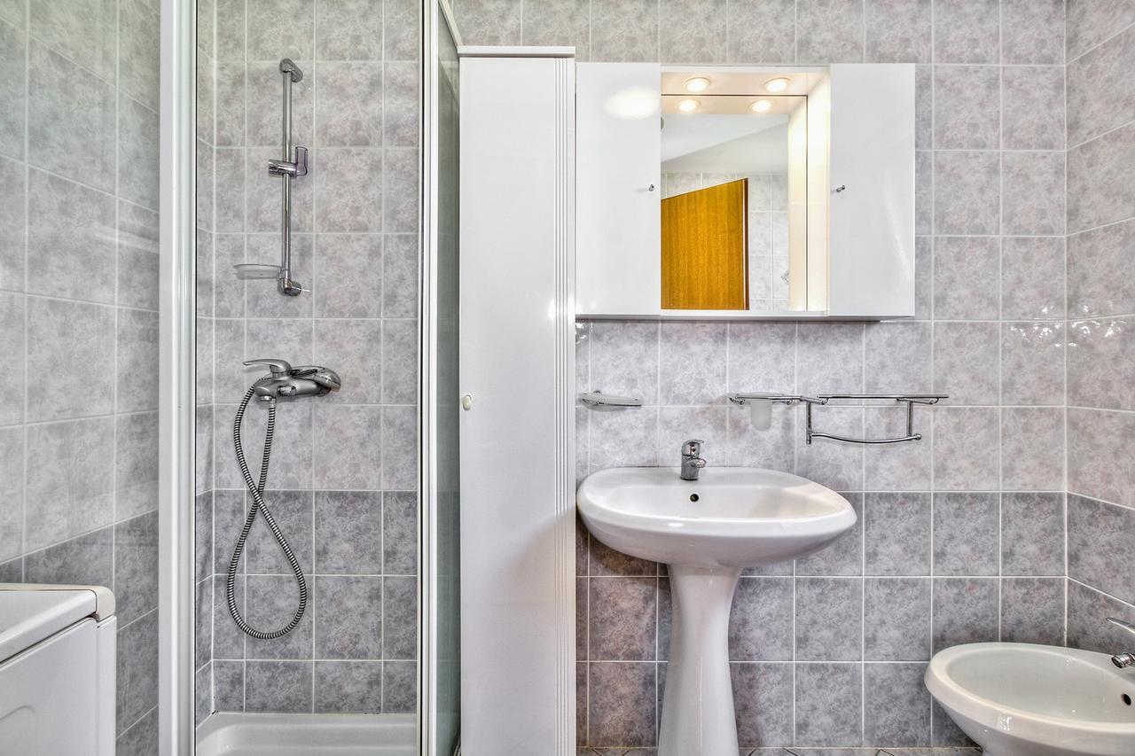Lana House With Apartment Petrovija Dış mekan fotoğraf